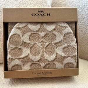 COACH Metallic Signature Hat and Scarf Set Monogram C Pattern NWT